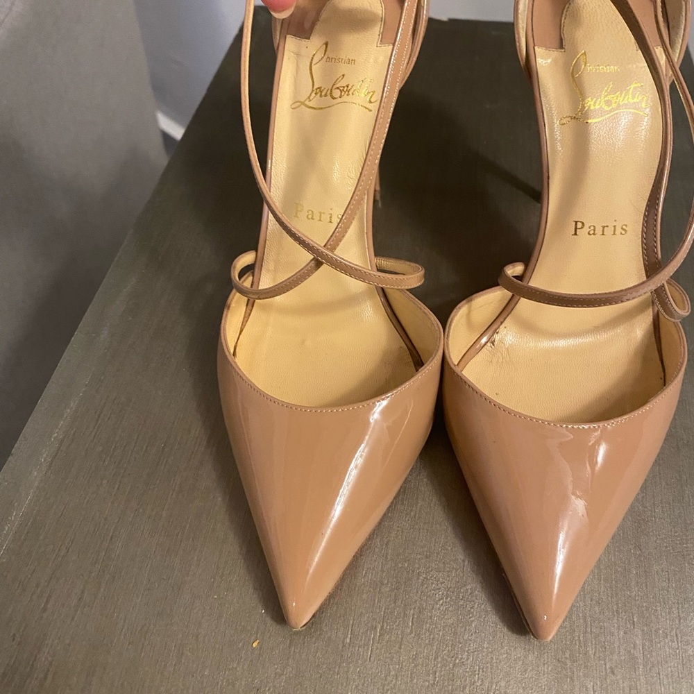 Christian Louboutin Crossblake 37.5